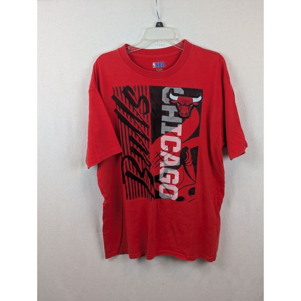 Chicago Bulls Patch & Graphic Print T-Shirt Red Men's Size XL